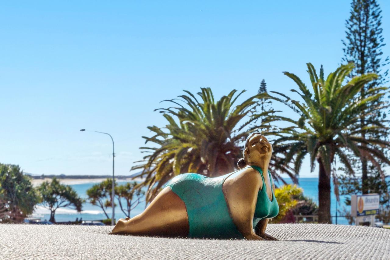 Alex Headland Beachfront Alexandra Headland Buitenkant foto
